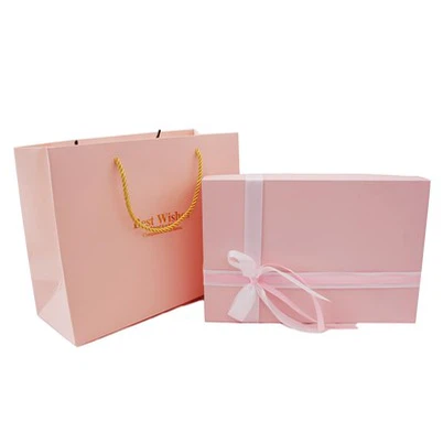 Blwch Anrhegion Penblwydd i Ffrind Gorau